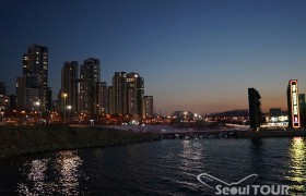 ソウル夜景ツアー☆ザ・現代ソウル＋漢江遊覧船クルーズ